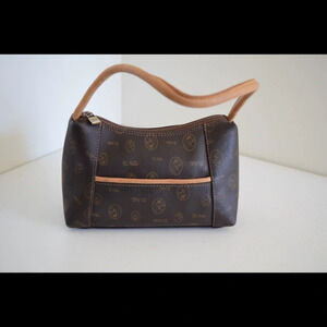 El Potro shoulder bag